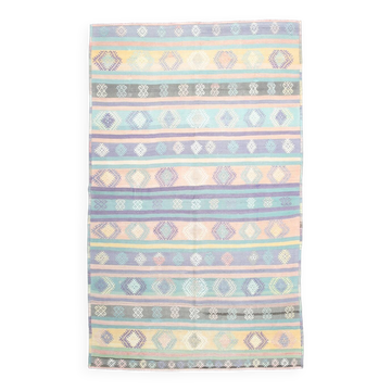 Tapis Kilim Anatolien 5x9 ft – Rayures Pastel en Vert Menthe, 163x268Cm