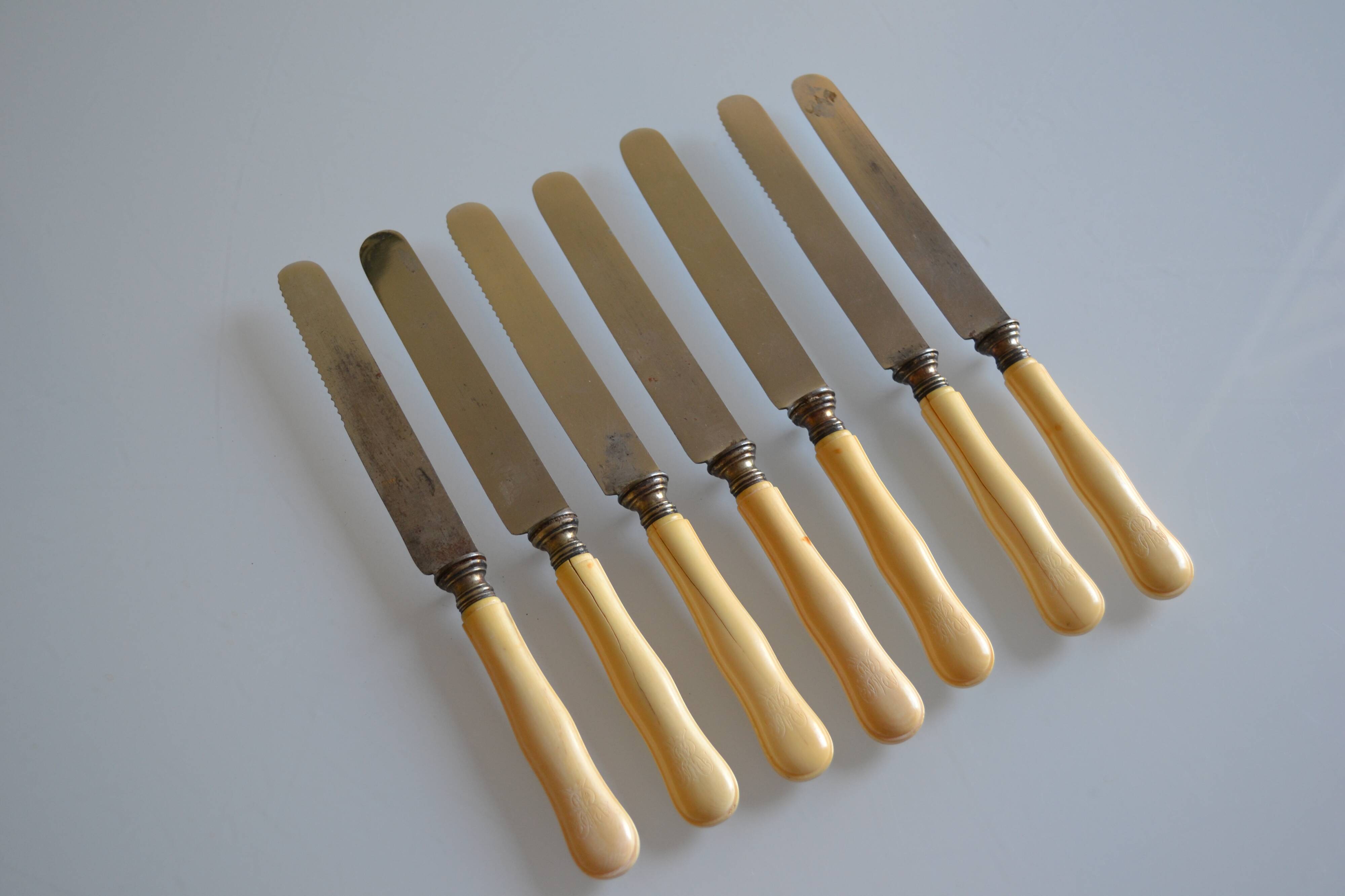 7 old table knives from the 19th century, monogrammed ivory-colored handles