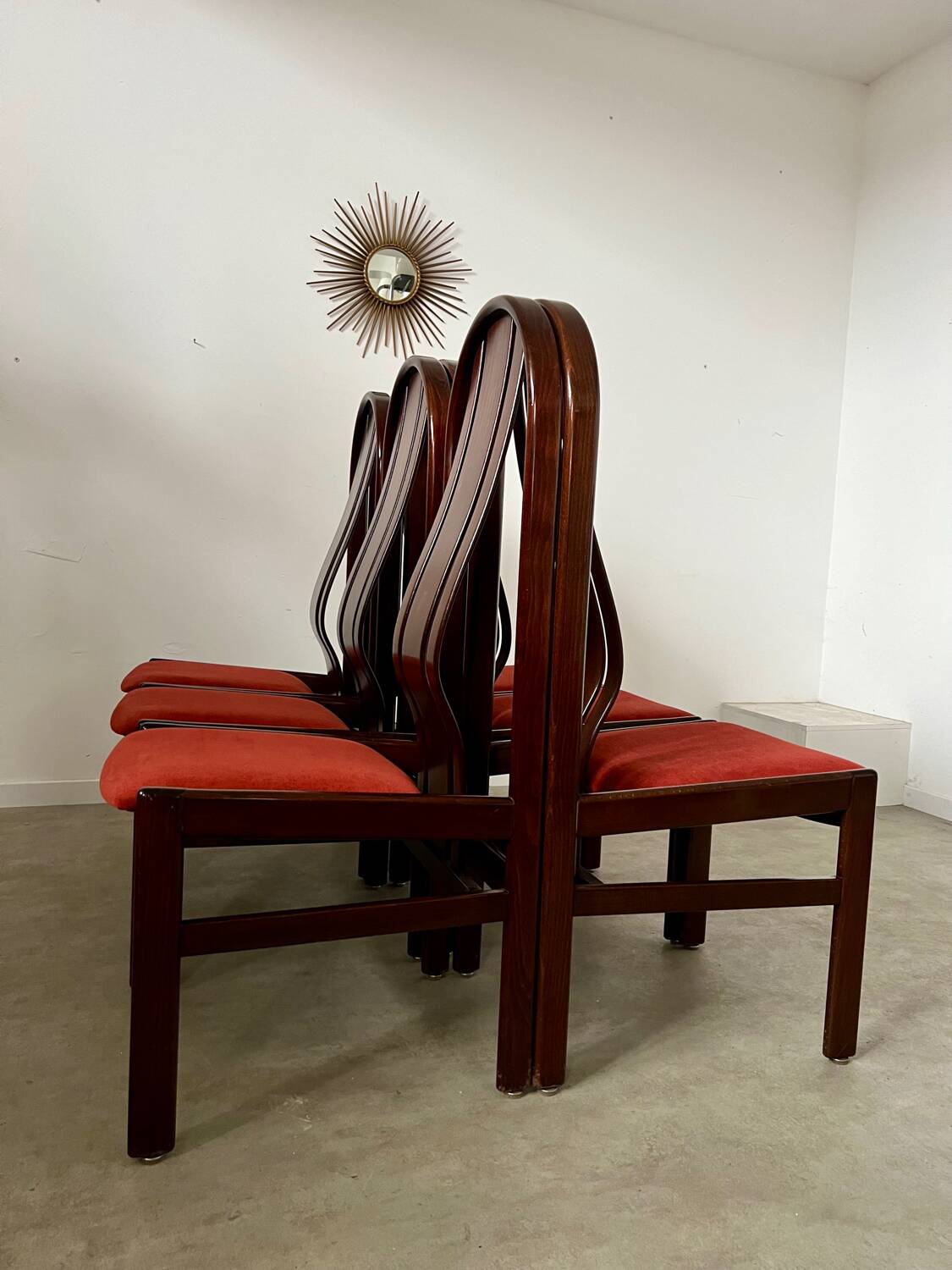 Lot 6 anciennes chaises en bois courbé design italien des années 70 vintage