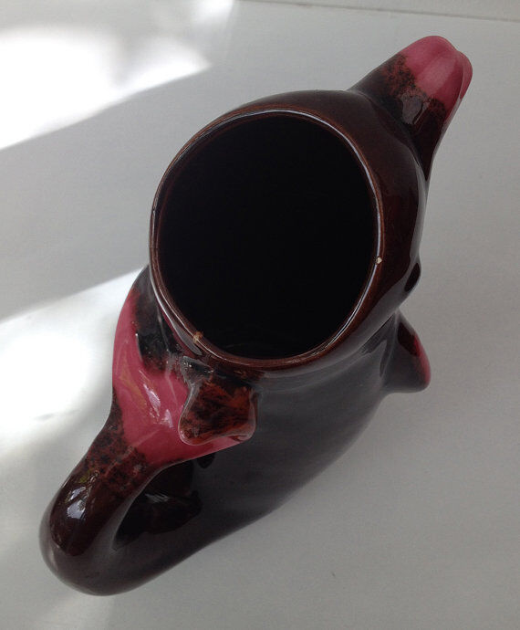 Pichet en forme de dauphin Vallauris