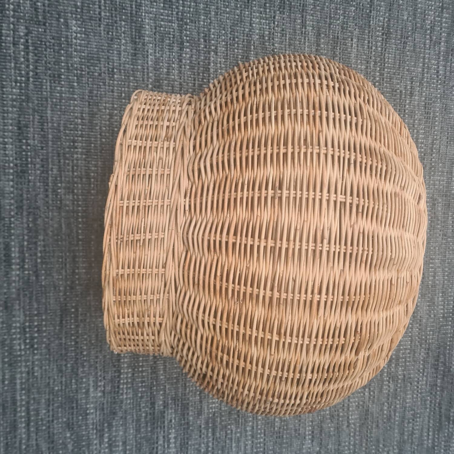 Pouf en osier