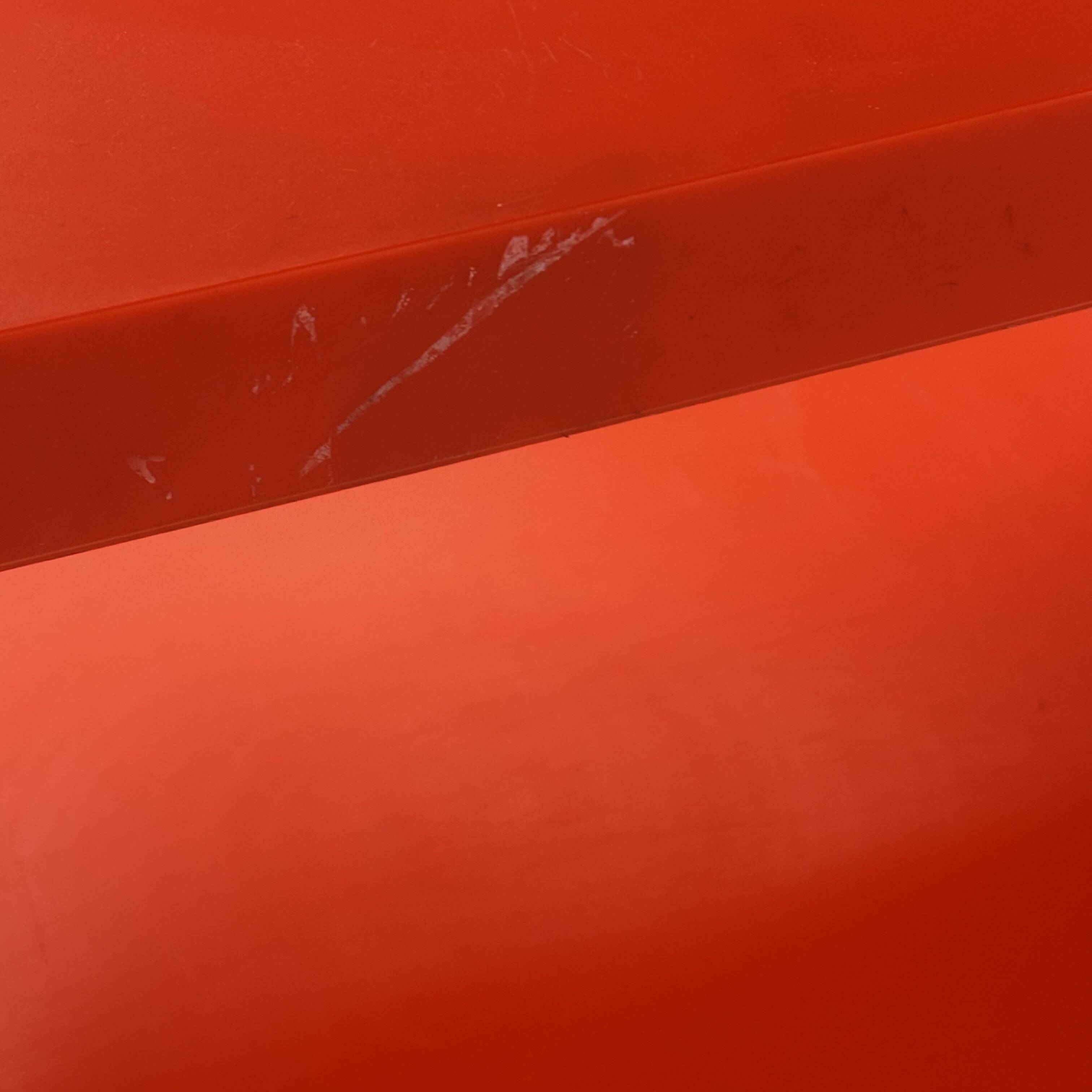 1980s plastic shelf