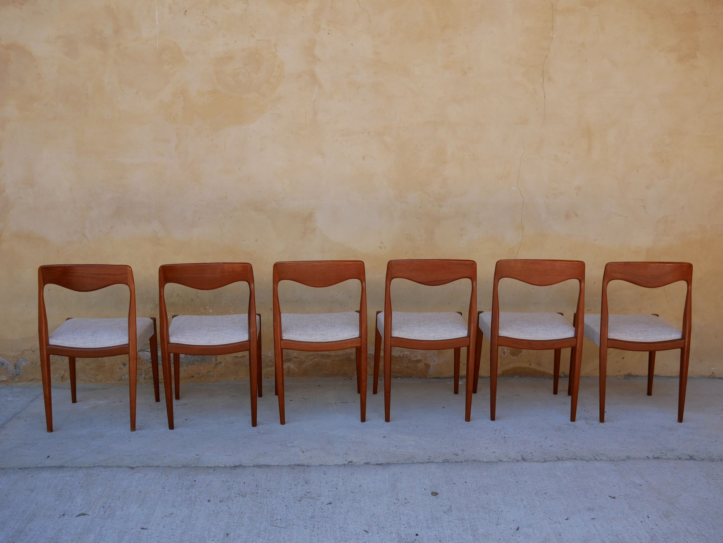 Set of 6 chairs Scandinavian teak by Niels Otto Møller