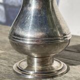 Salière ou poivrier en métal argenté