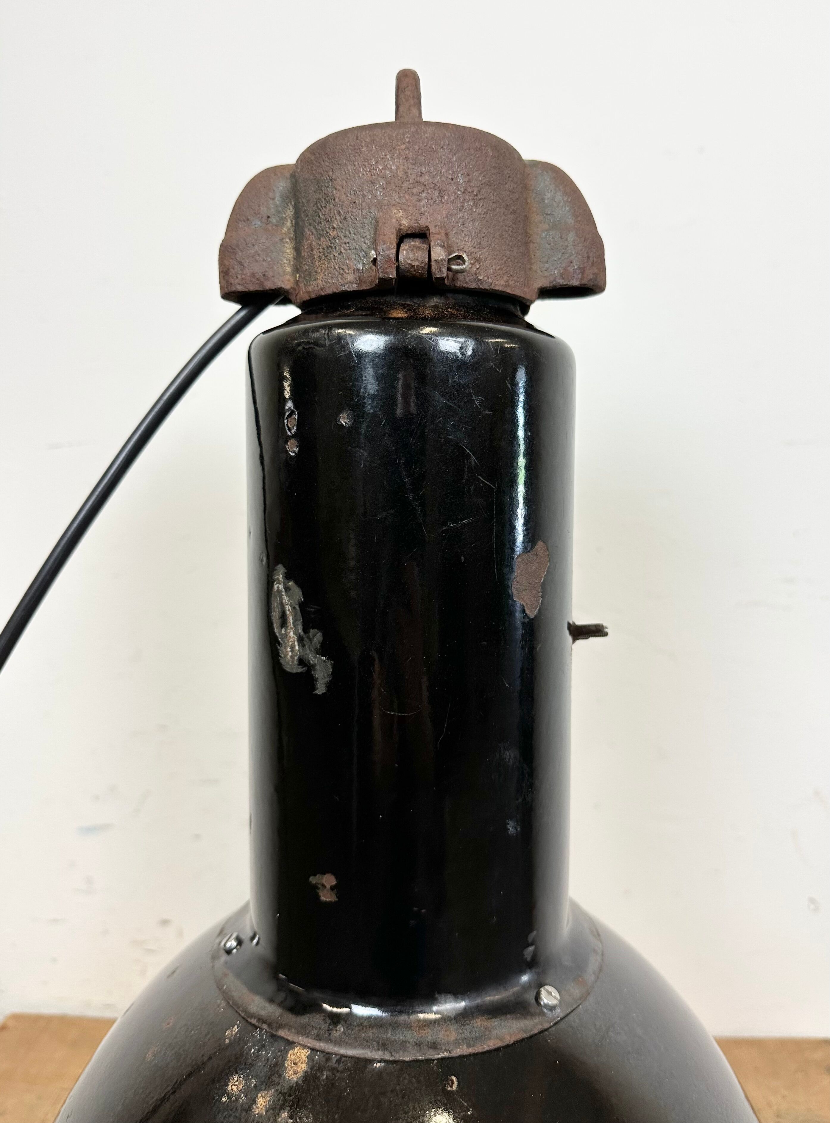 Rusty Industrial Bauhaus Black Enamel Pendant Lamp, 1930s
