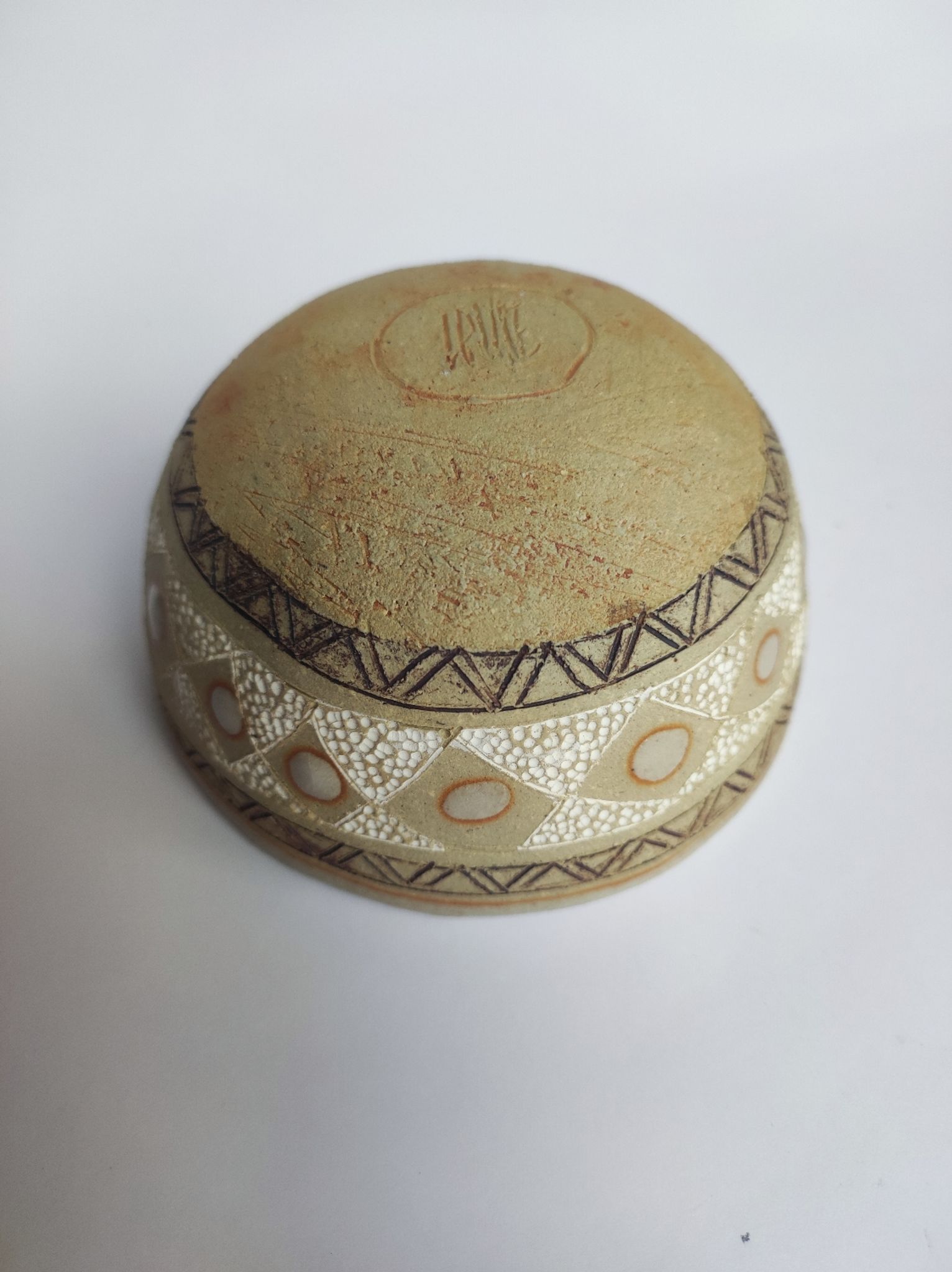 Sandstone bowl Laure Thibault