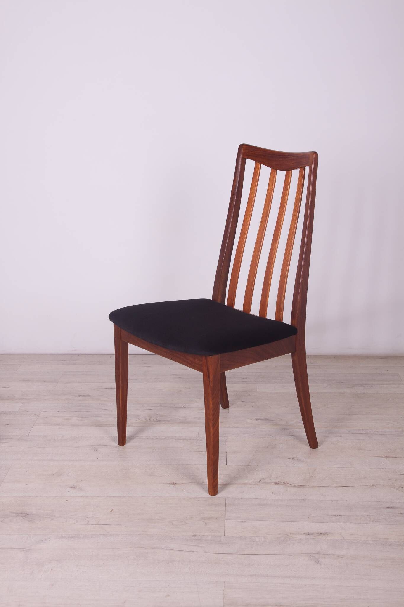 Mid-Century Teak Dining Chairs by Leslie Dandy for G-Plan, 1960s, Set of 4