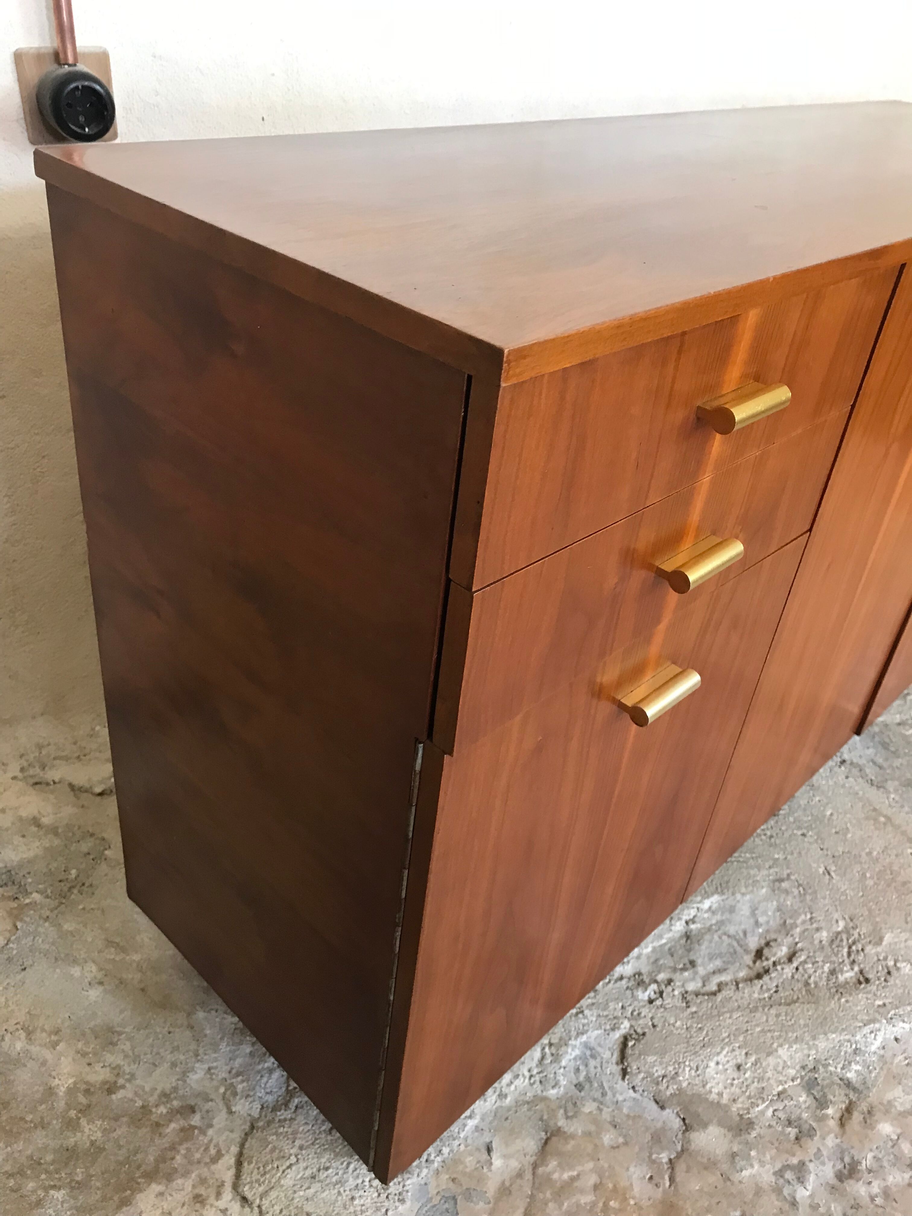 Vintage enfilade 1960-1980's blond walnut veneer handles brass