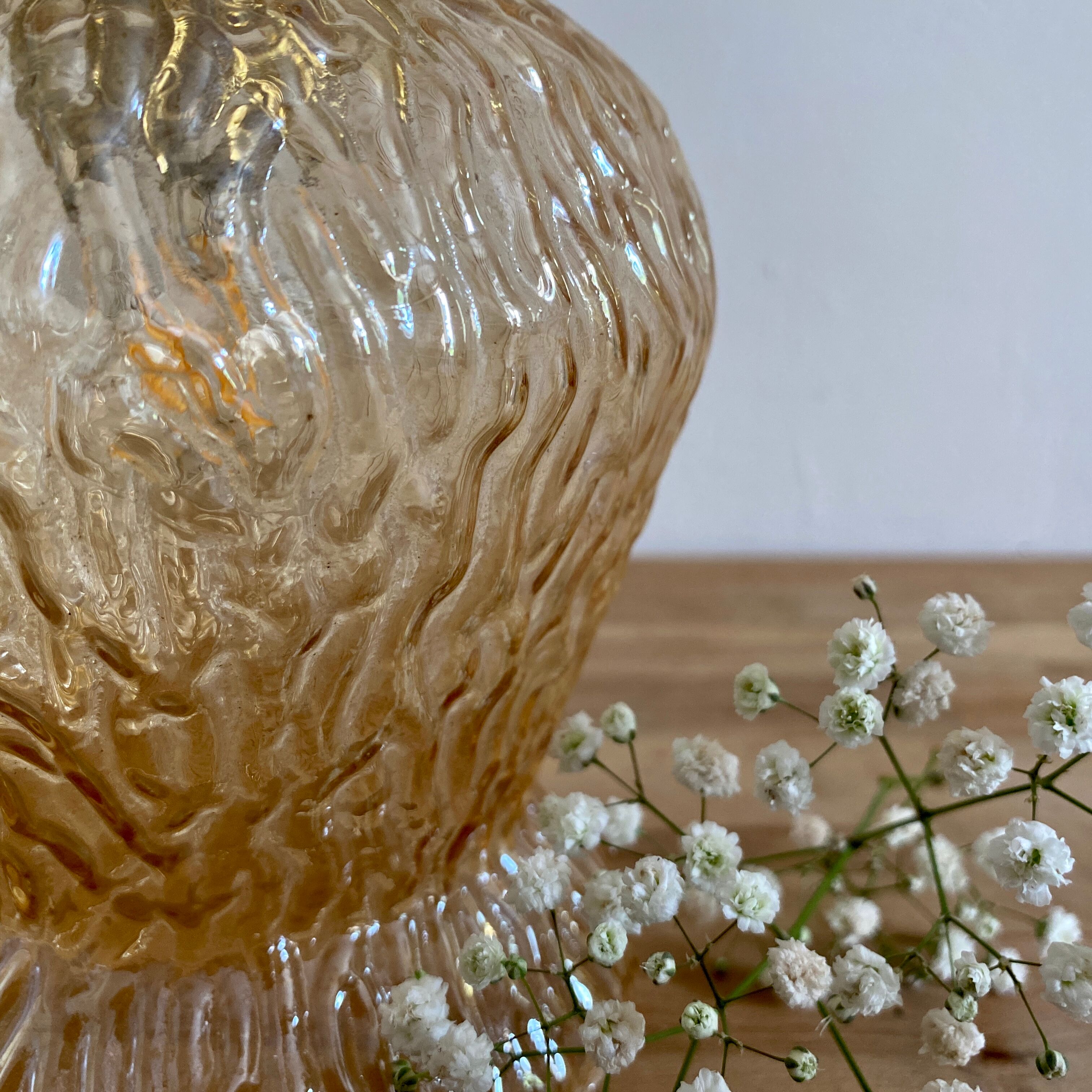 Vintage tulip lamp in amber glass