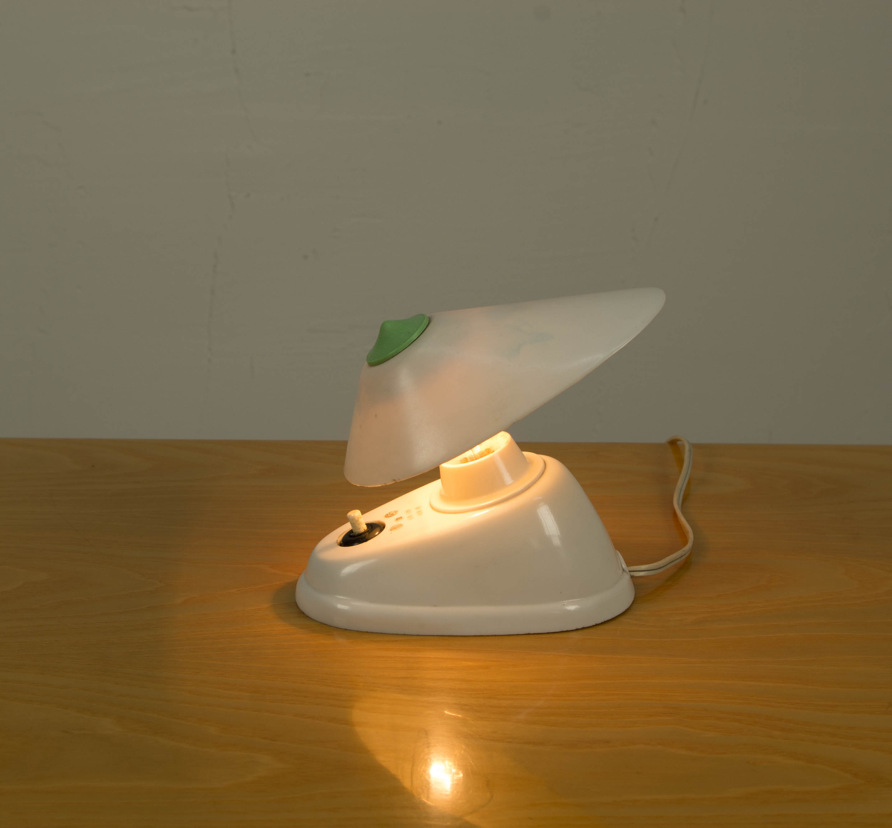 White bakelite  wall lamp, 1960s