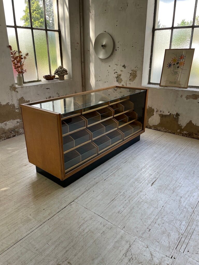 Glass trading post 50s