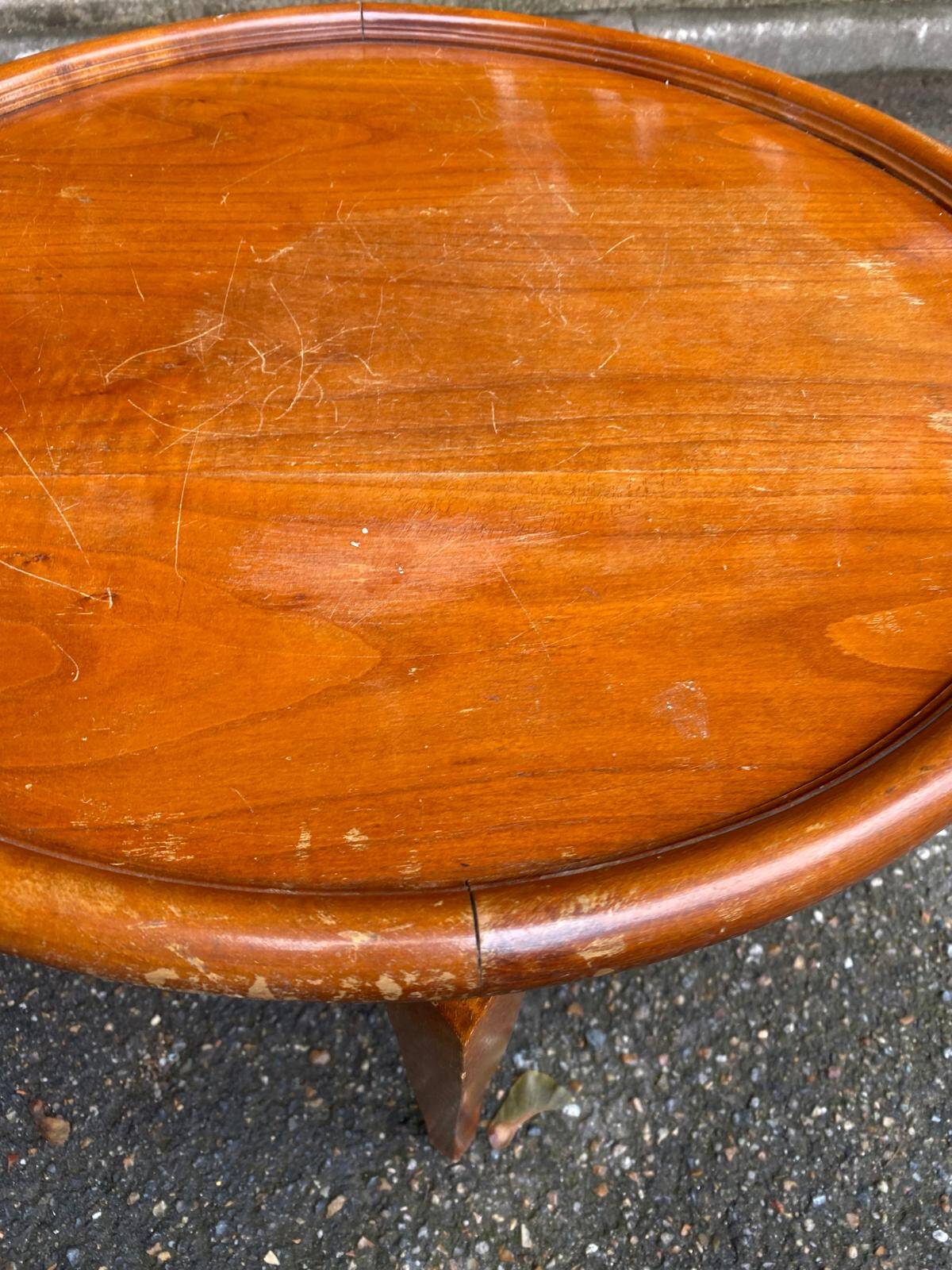 Louis XV round coffee table in solid wood