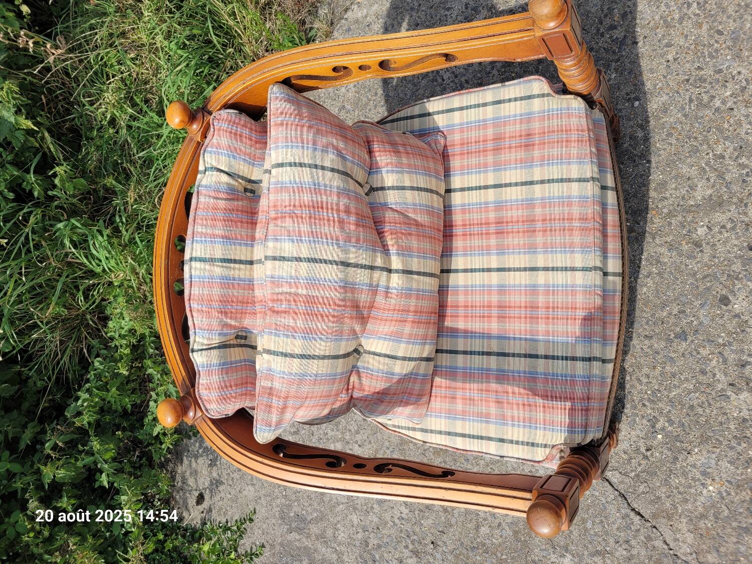 2 wooden armchairs by Giorgetti from the Gallery series from the 1970s.