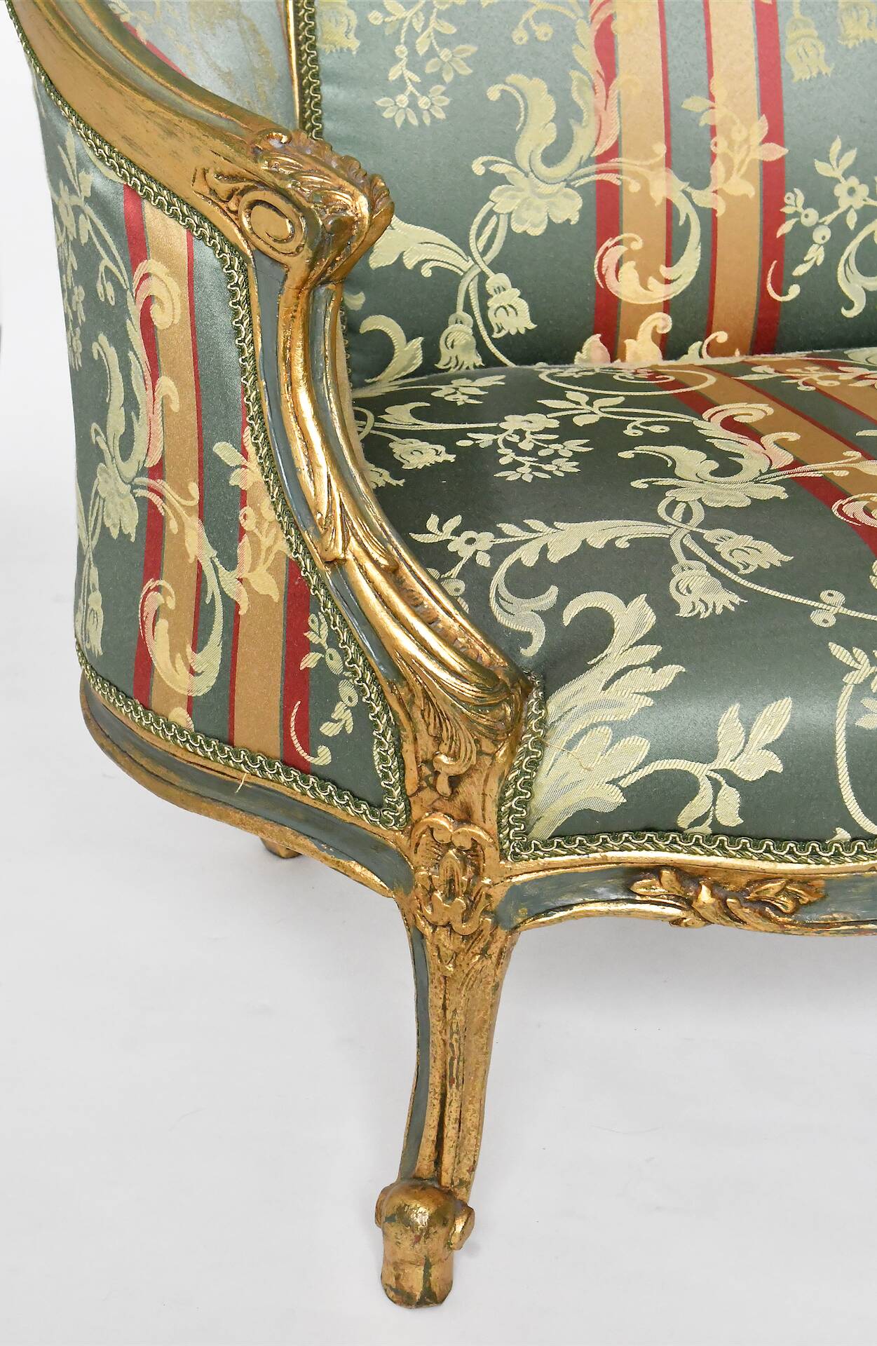 Louis XV style basket sofa