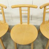 Set of 3 minimalist chairs in light wood, 1980s Italy