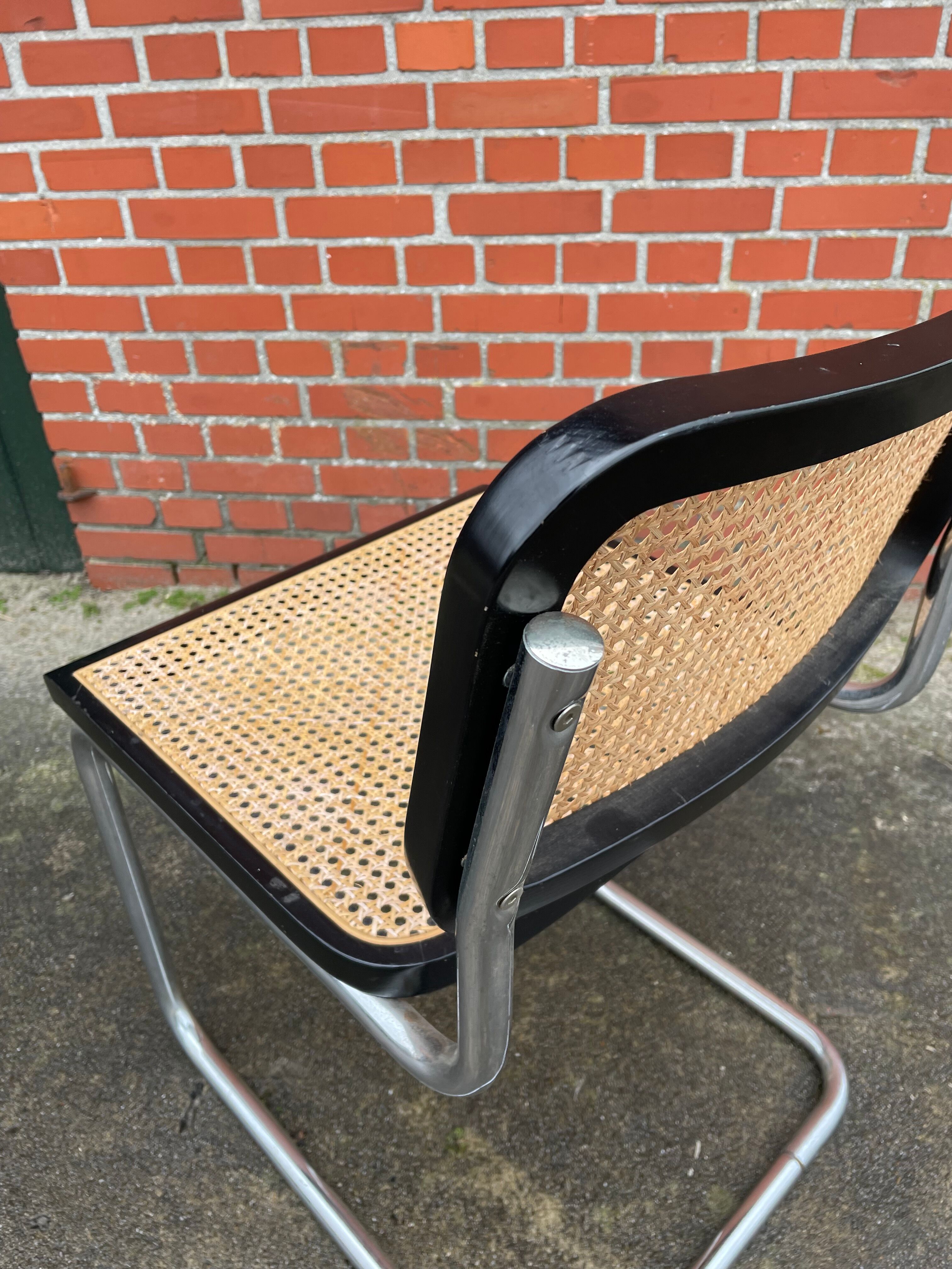 Cesca design chair b32 model black and chrome