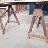 Table ancienne sur tréteaux