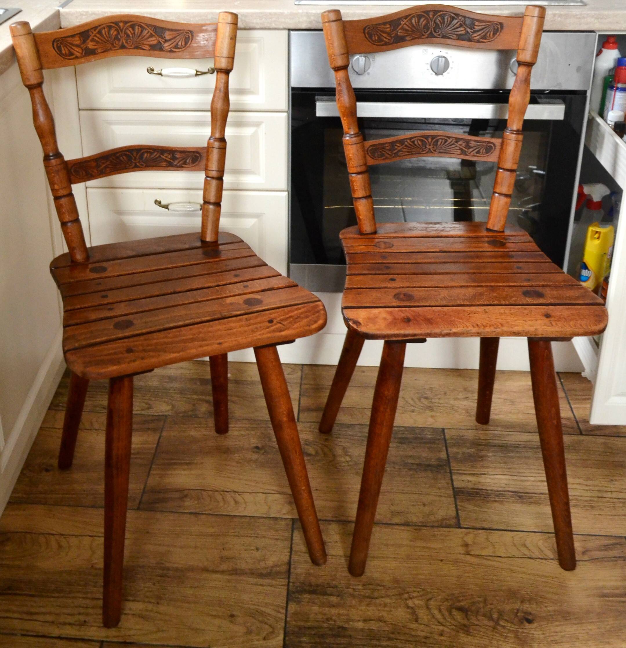 Ensemble de deux chaises Tubinger avec dossier Art Nouveau Adolf Schneck