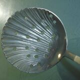 Round Sprinkling Spoon