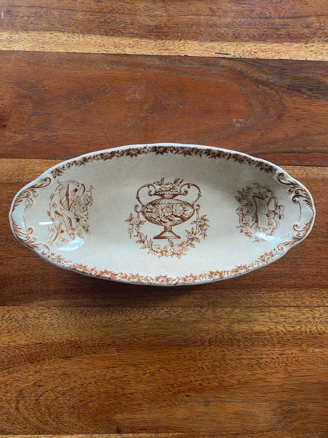 1 iron clay dish HB Choisy le Roi sepia color