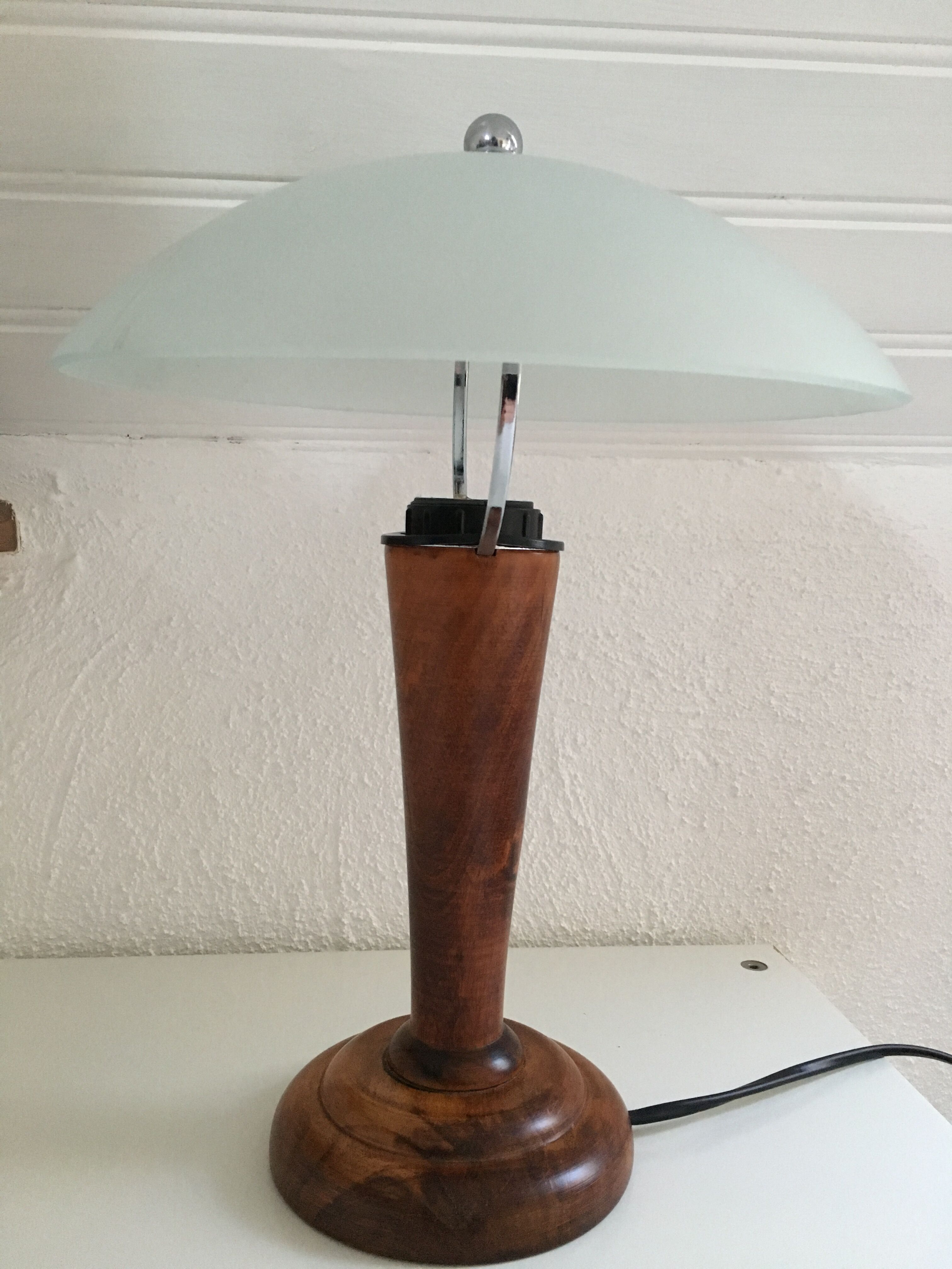 Frosted glass mushroom lamp