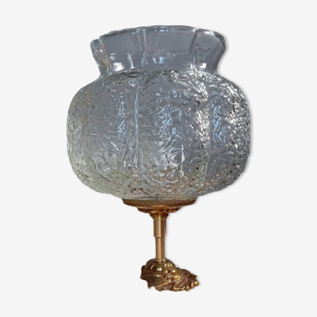 Lampe de table style vintage globe texturé verre transparent, pied bronze et laiton, câble tressé or