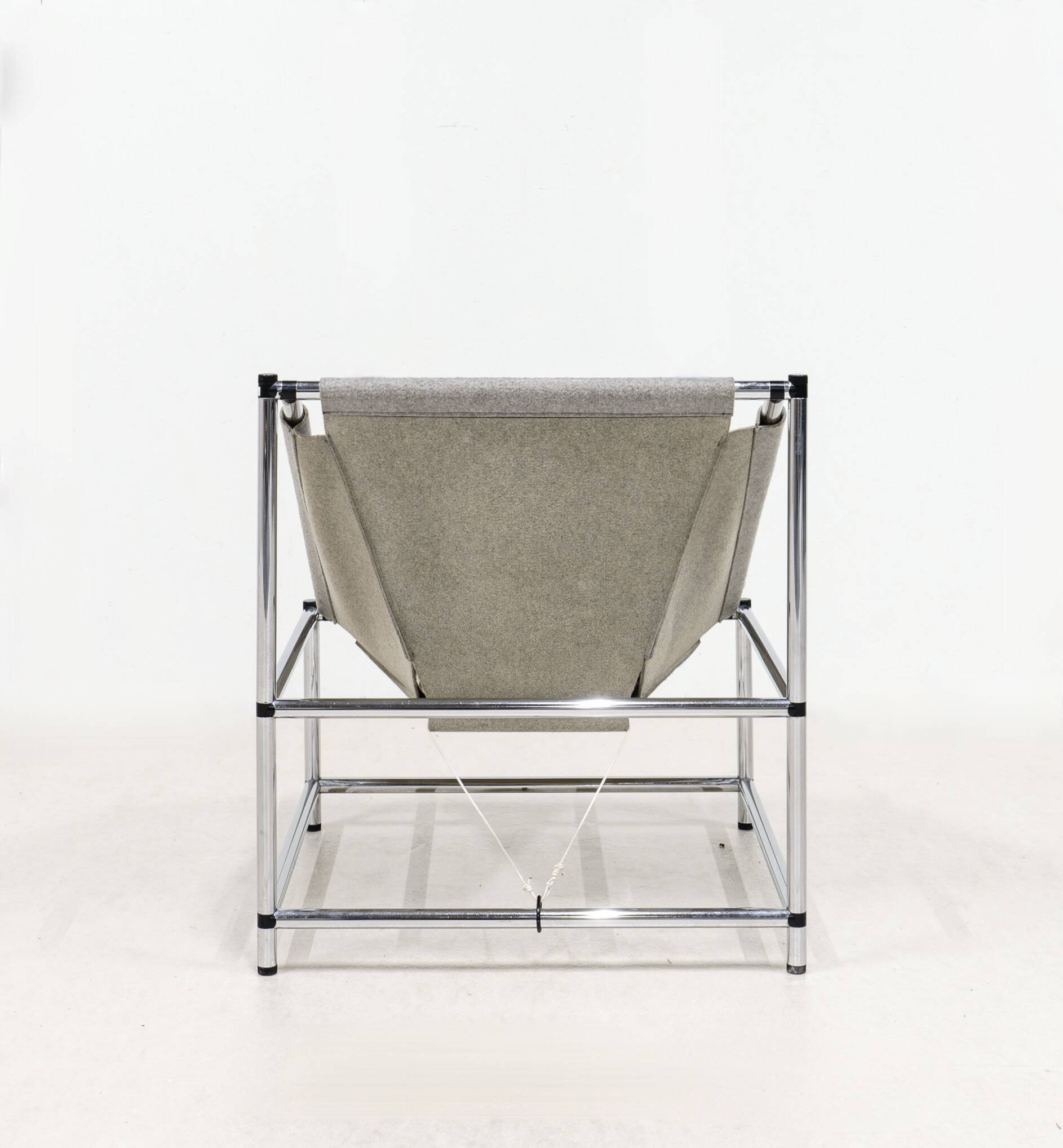 Paire de fauteuils. italie, années 90.