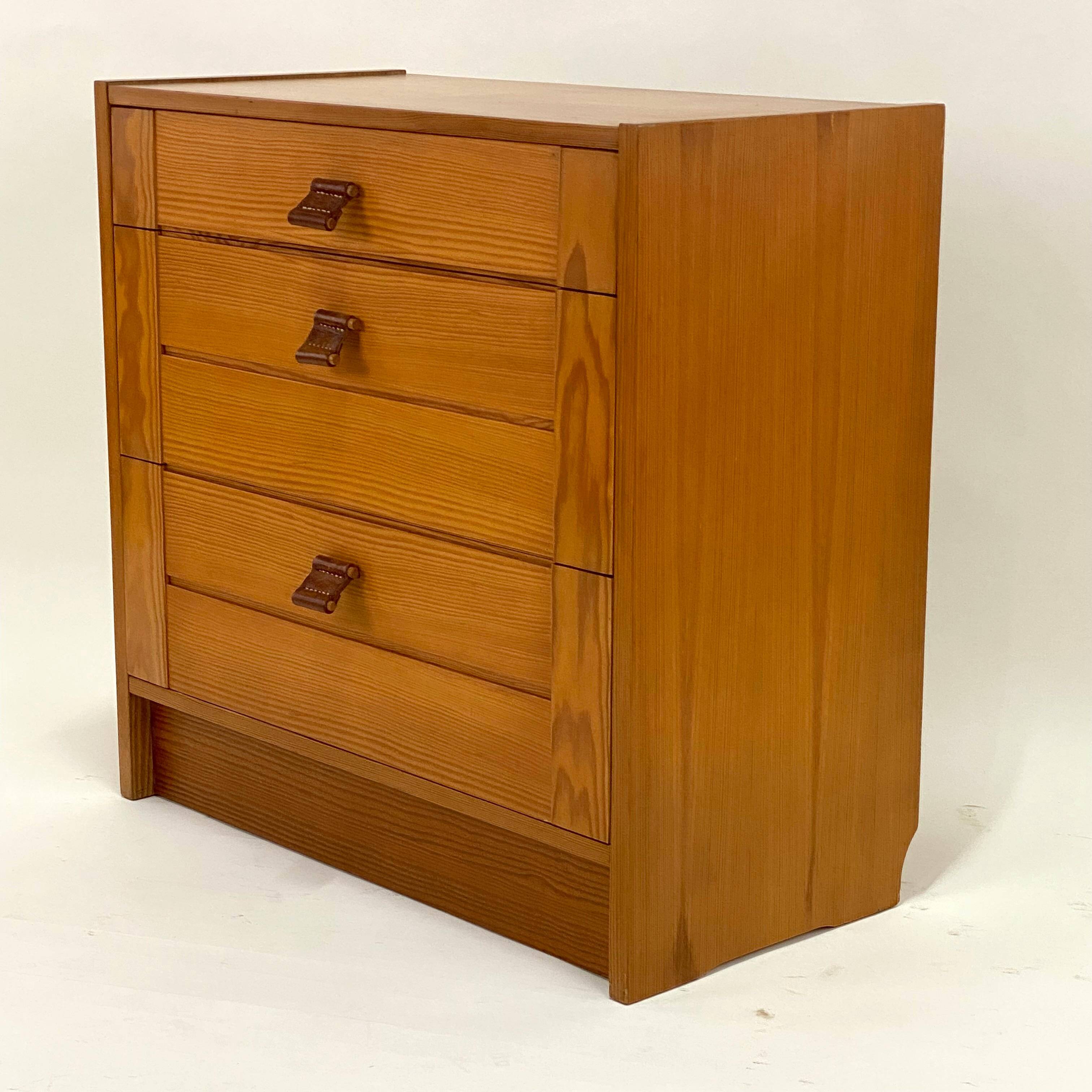 Antique 3 Drawer Chest of Drawers - Pitchpin and Leather - Vintage 70's - Scandinavian Style