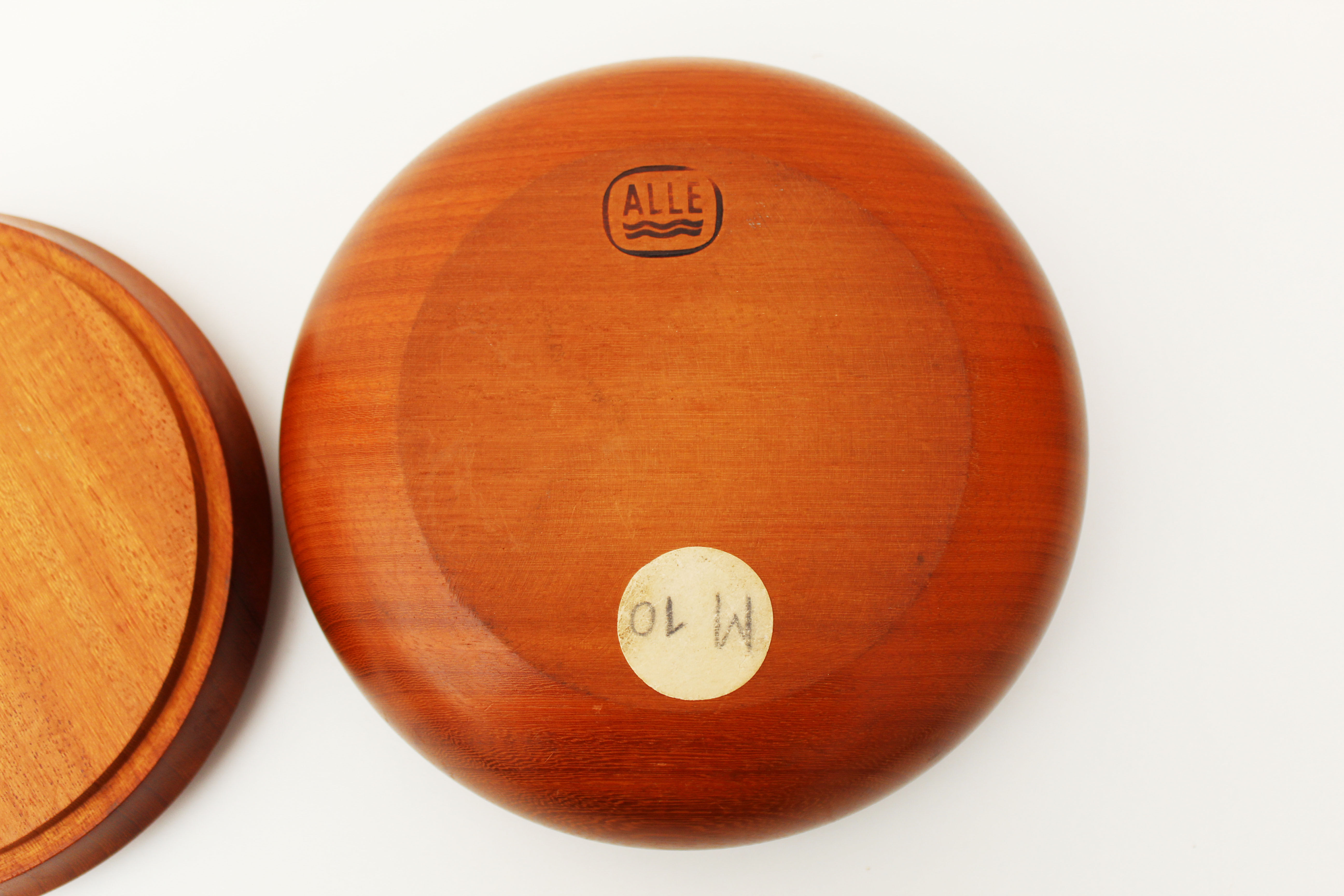 Vintage turned wood bowl with lid, trinket box with lid, Handmade