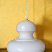 Suspension en verre opalin 1970's