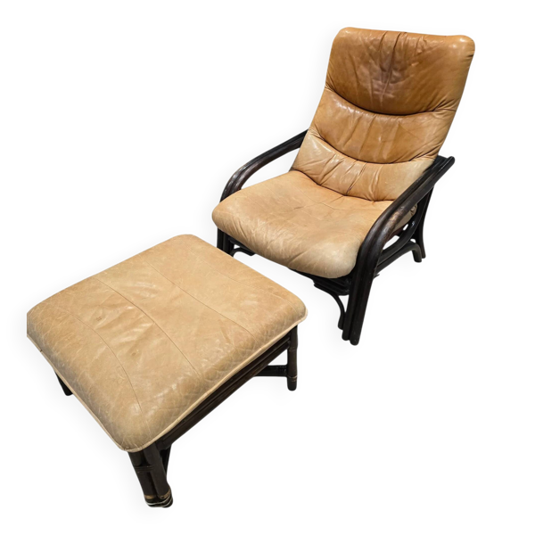 Fauteuil lounge vintage en cuir camel avec ottoman – structure bois – années 70