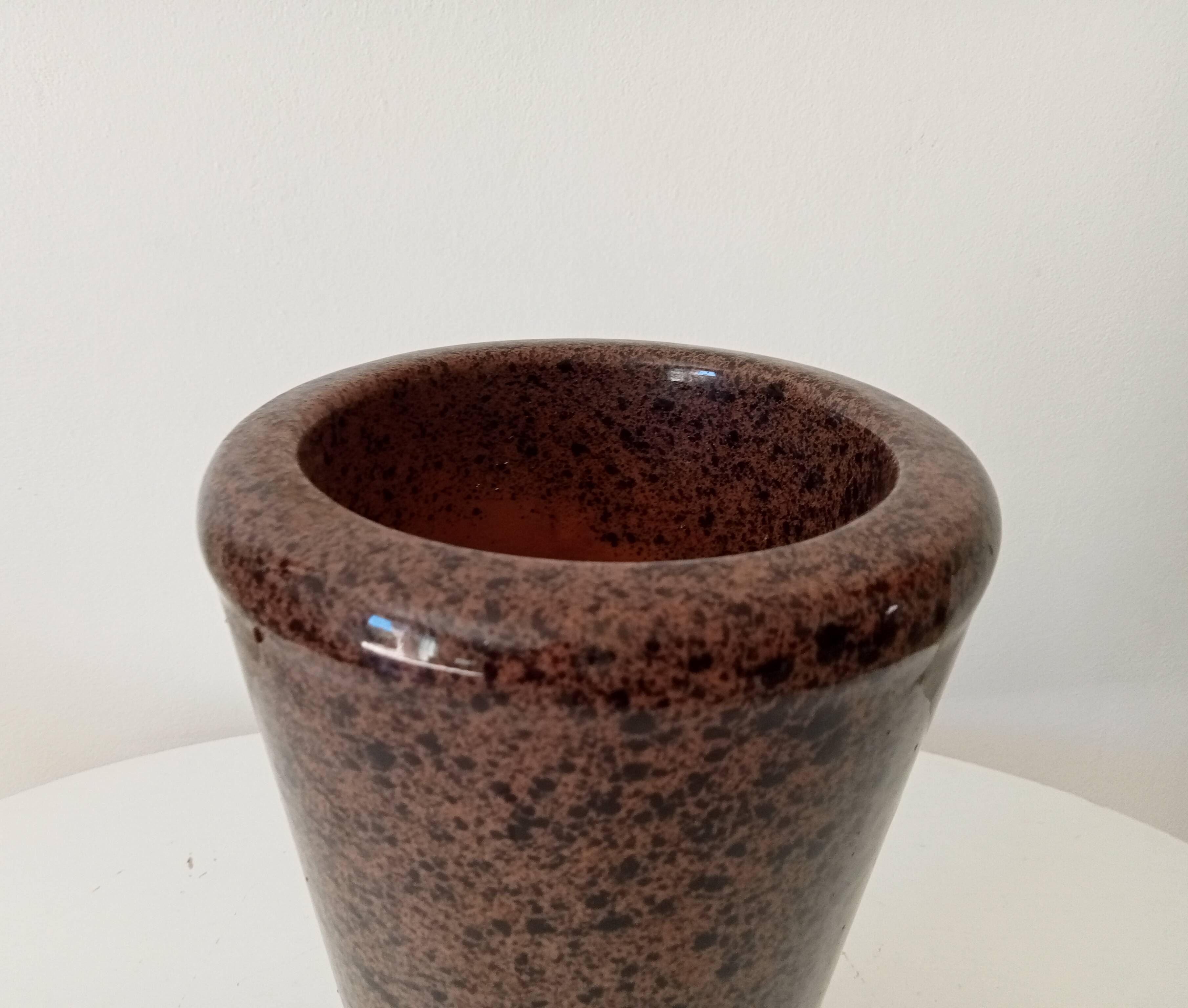 Vintage speckled granite vase