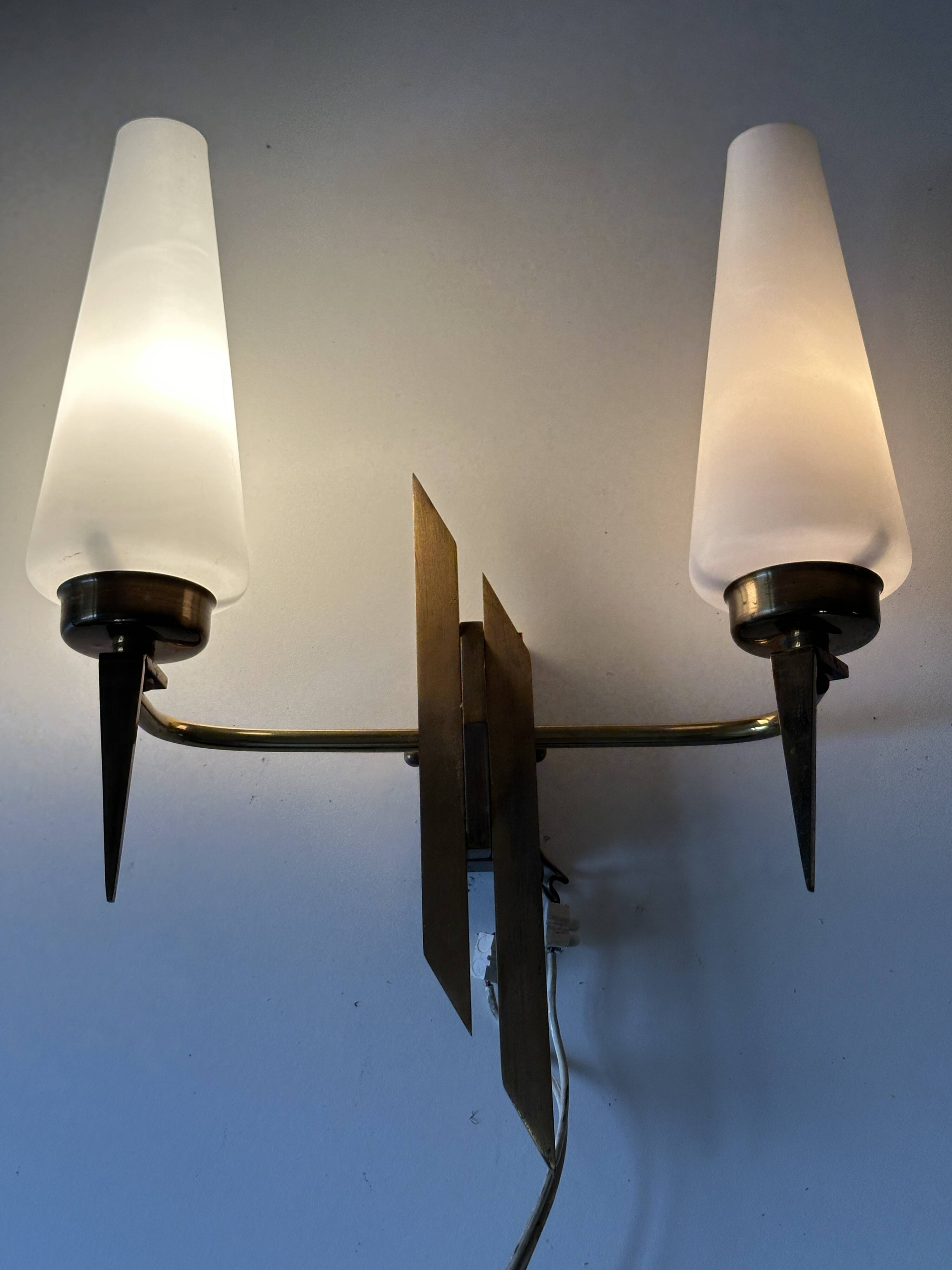 Vintage design solid brass wall light from the 60s