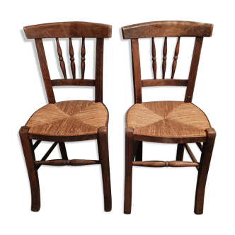 Pair of farm chairs