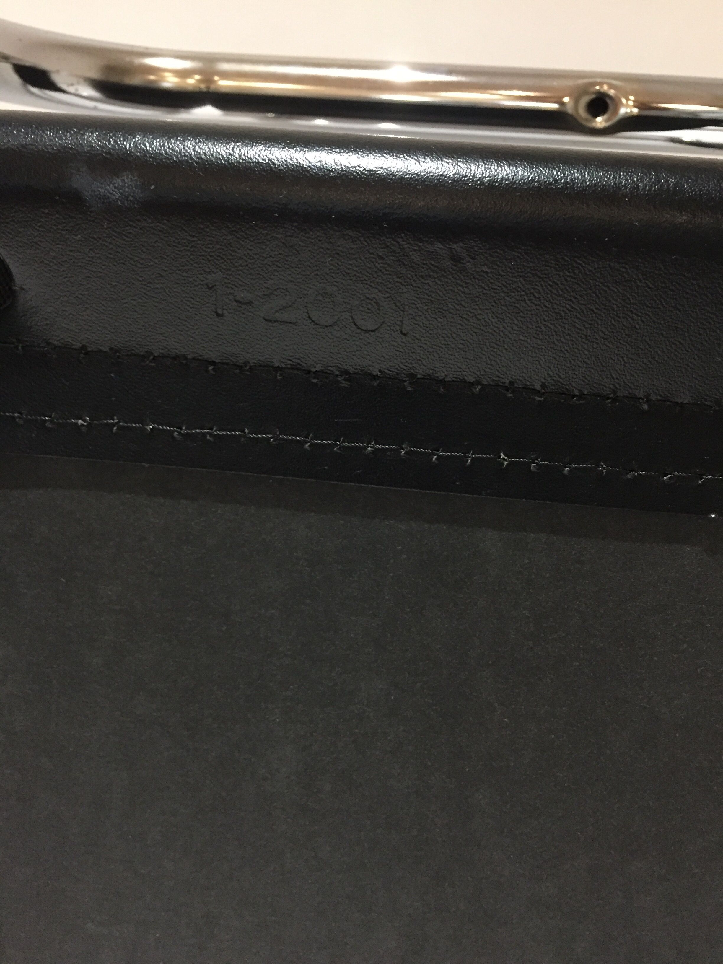 Cantilever design bar