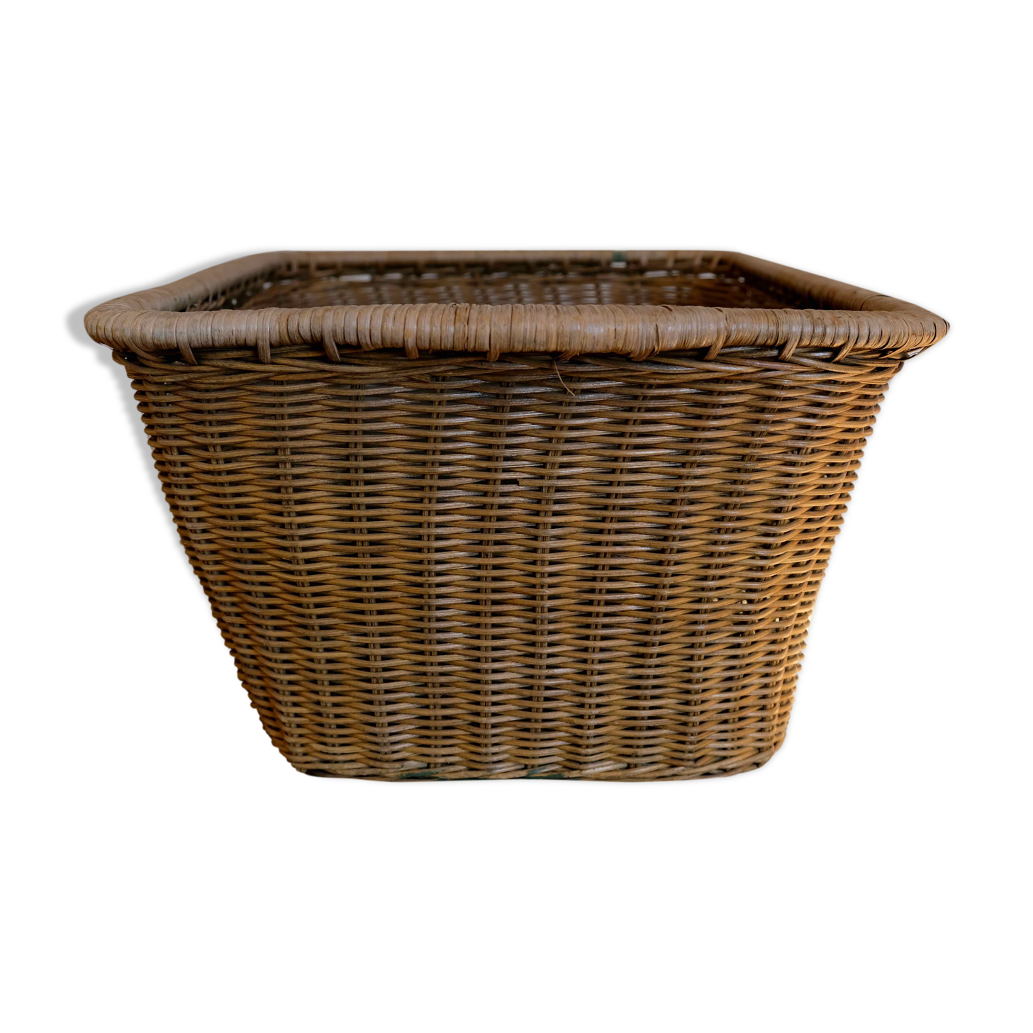 Provence Wicker laundry basket