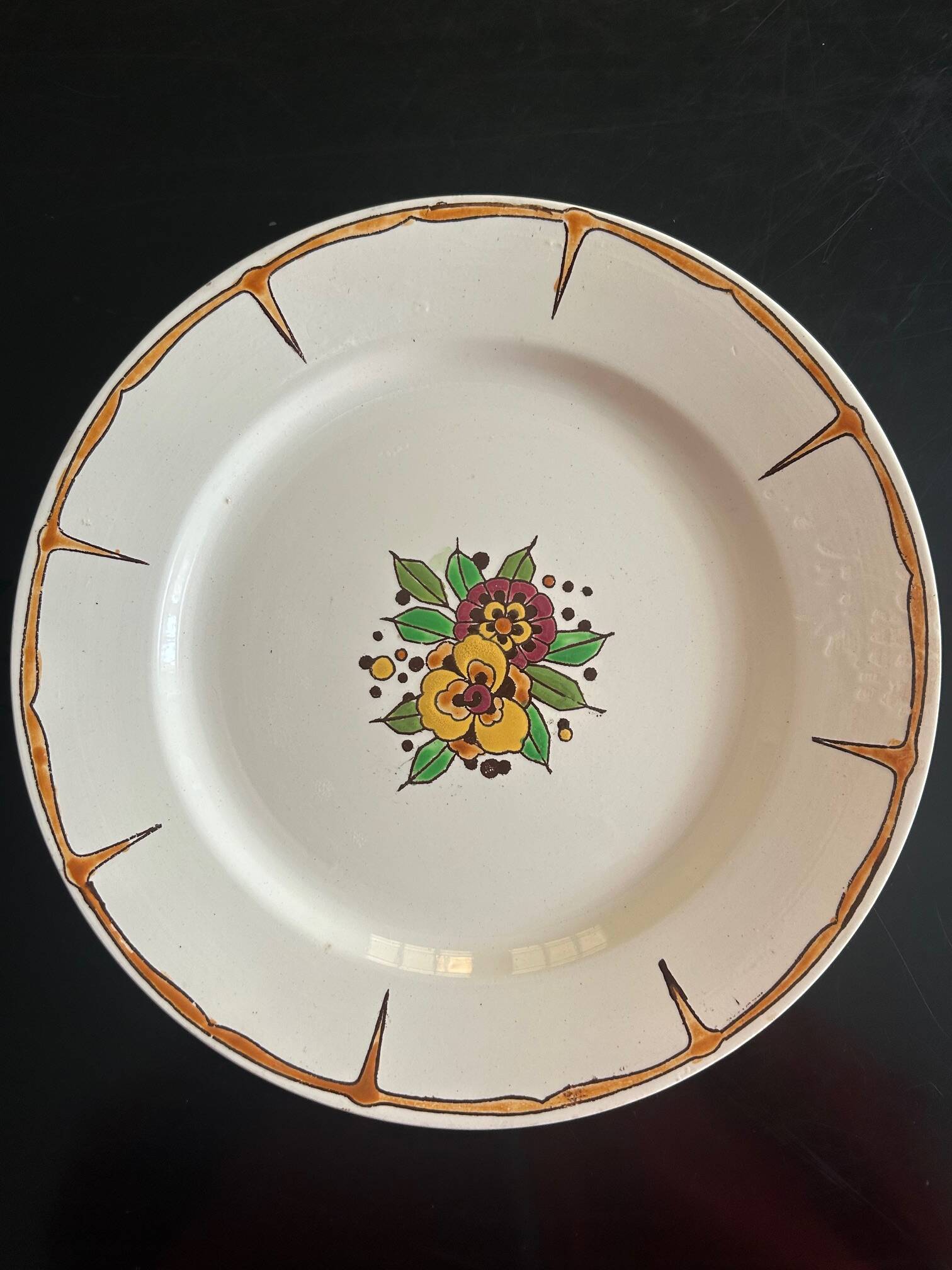 Set of art deco dishes boch fréres la louviére