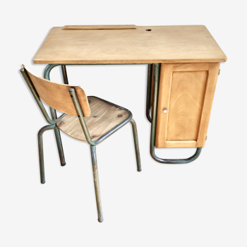 School desk1950 and its chair