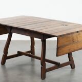 Antique Swiss extendable dining table made of oak from the mid-19th century