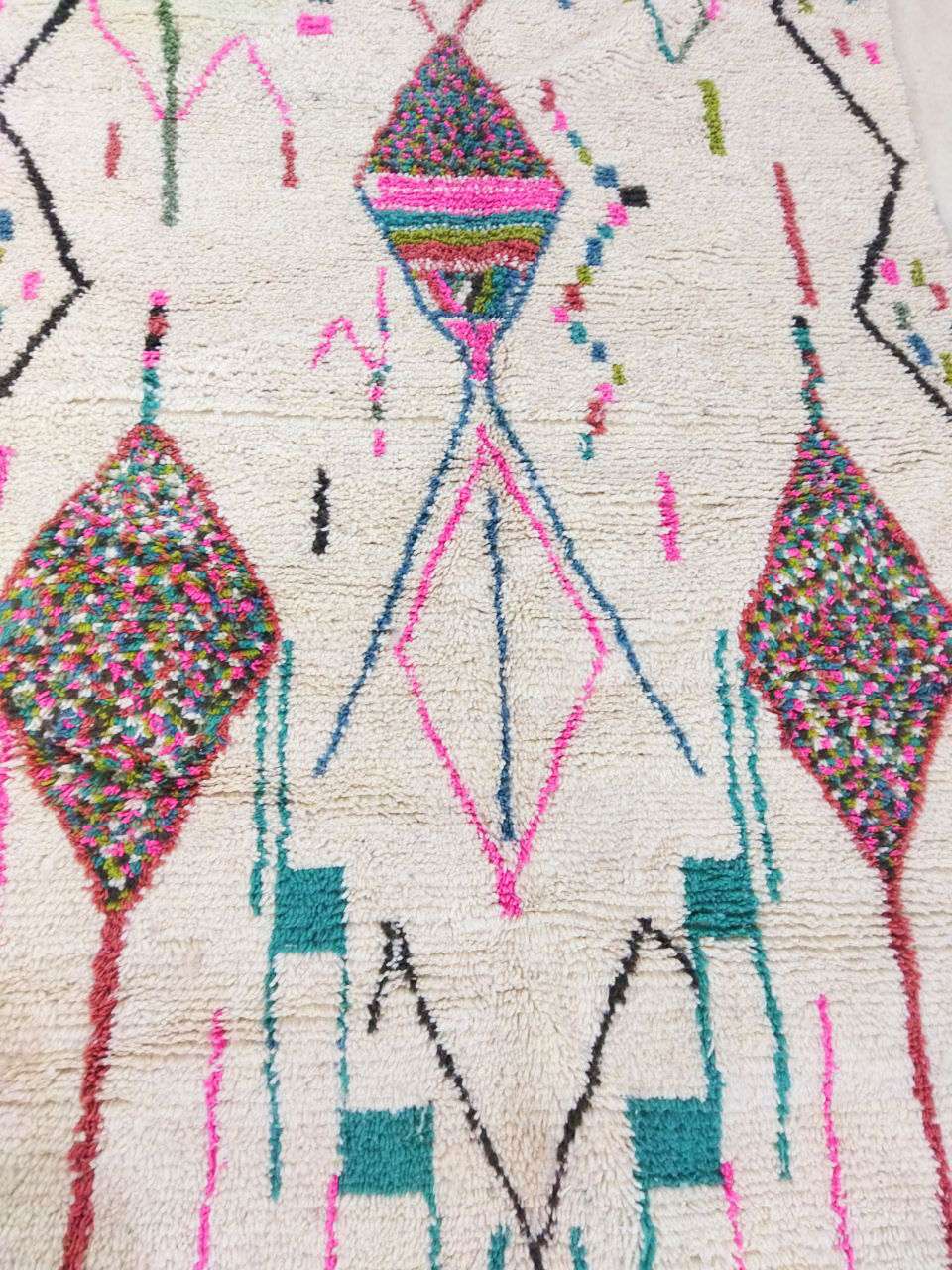 Moroccan berber rug 250x154cm