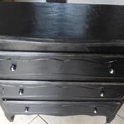 Louis XV style 3-drawer chest of drawers with steel buttons