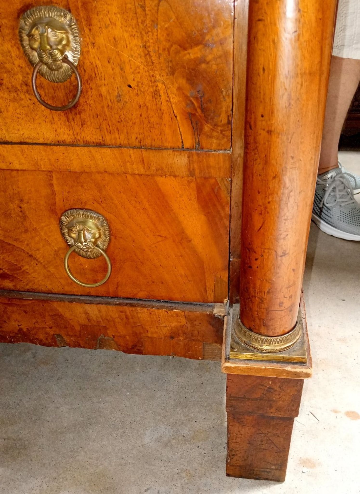 Empire-style walnut commode – black marble – 19th century
