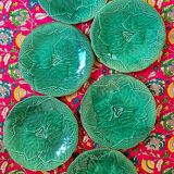 Set of 6 green plates in Barbotine faïence de Gien