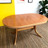 Scandinavian table 162 cm