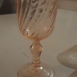 4 pink-footed glasses
