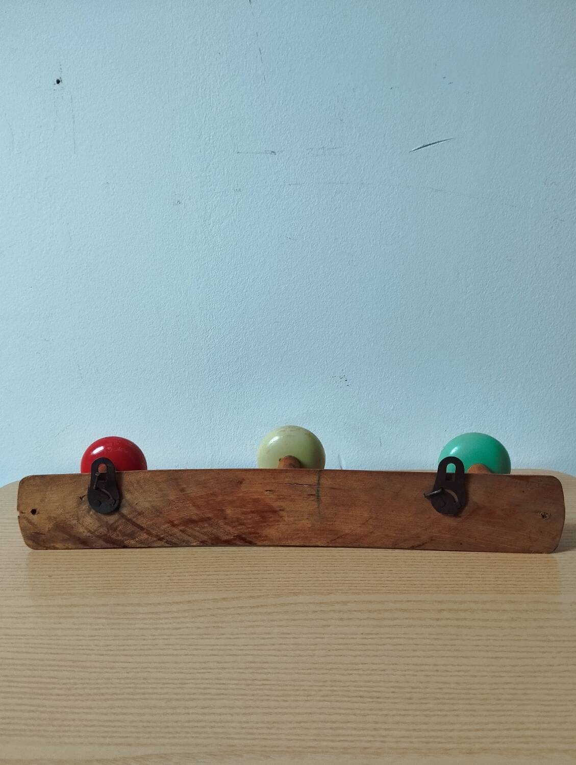 Ball coat racks