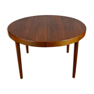 Table ronde design scandinave