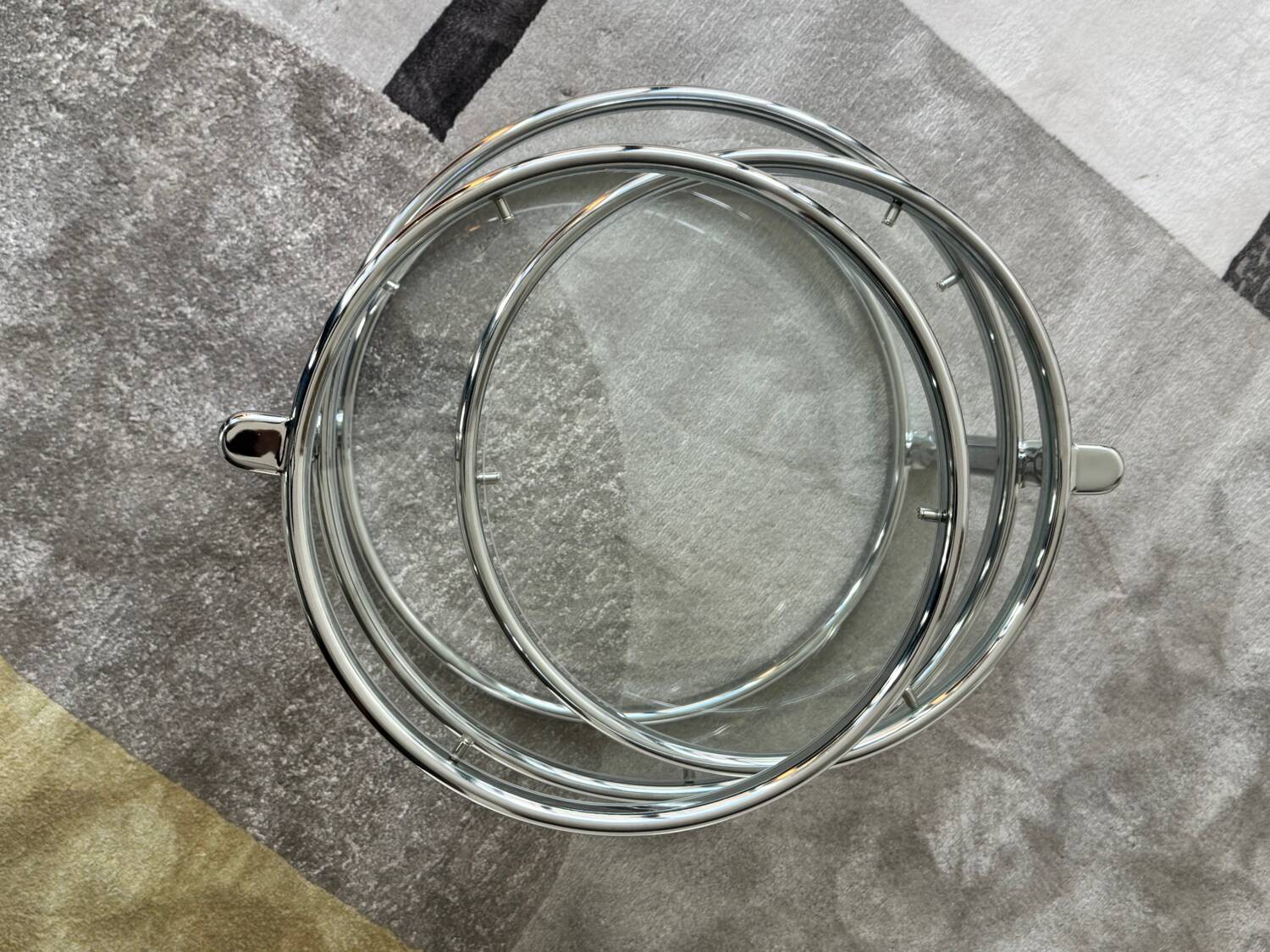 Space age coffee table Milo Baughman