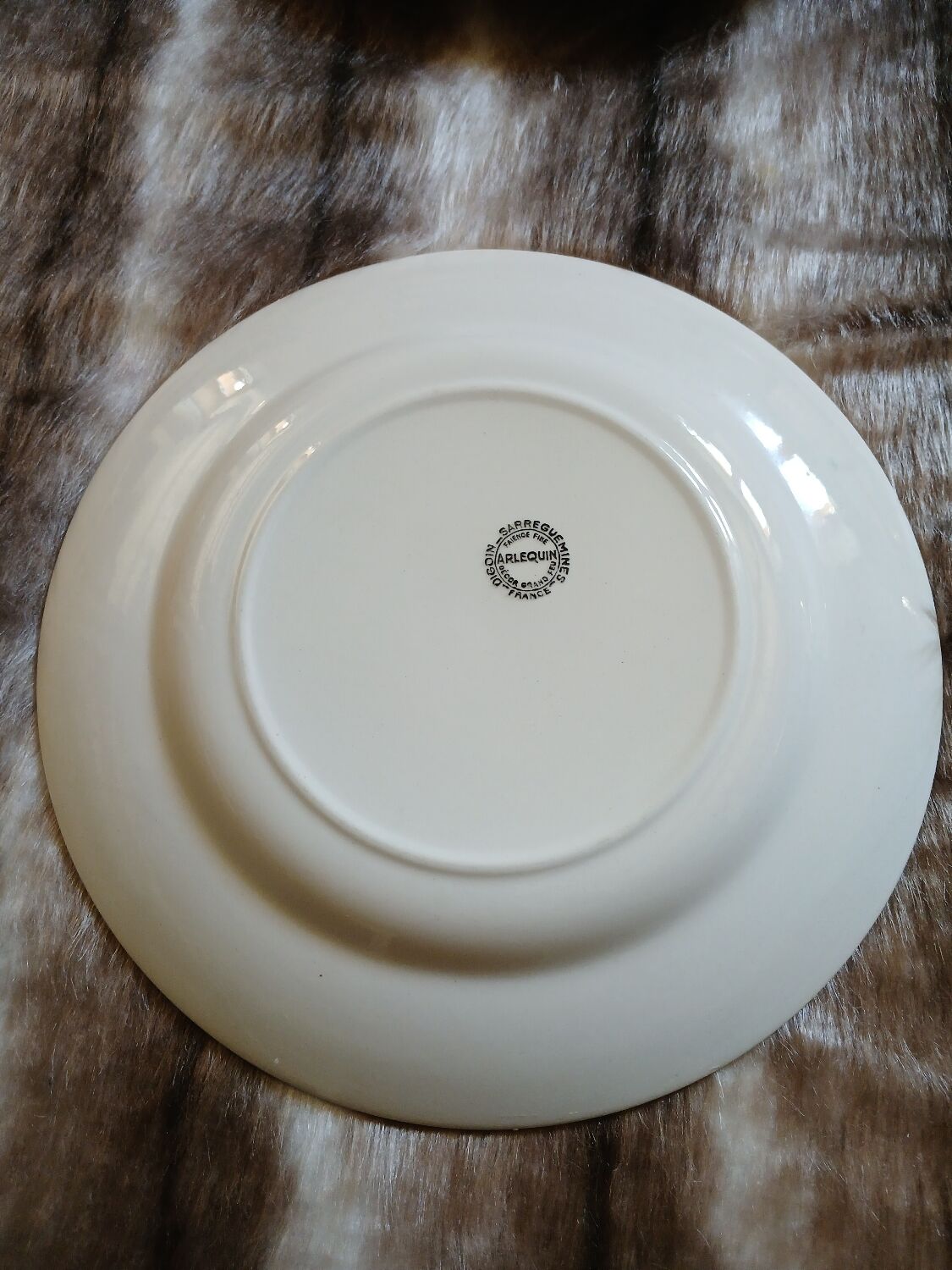 20 antique flat plates from Digoin and Sarreguemines