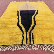 Handmade yellow Berber rug, size 160 x 240 cm